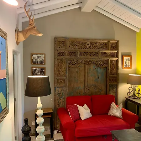 Casa Stardust & Quelfes