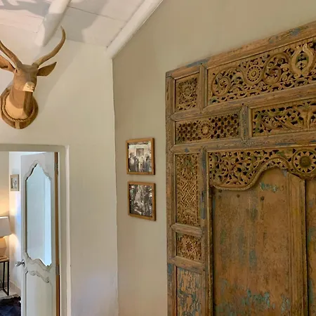 Casa Stardust & Vila *