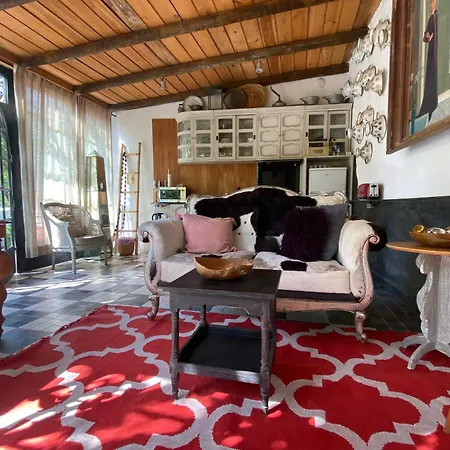 Casa Stardust & Villa Quelfes