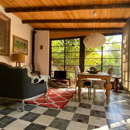 Casa Stardust & Quelfes