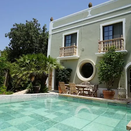 Casa Stardust & Villa *