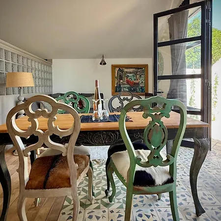 Casa Stardust & Vila *