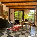 Casa Stardust & Quelfes