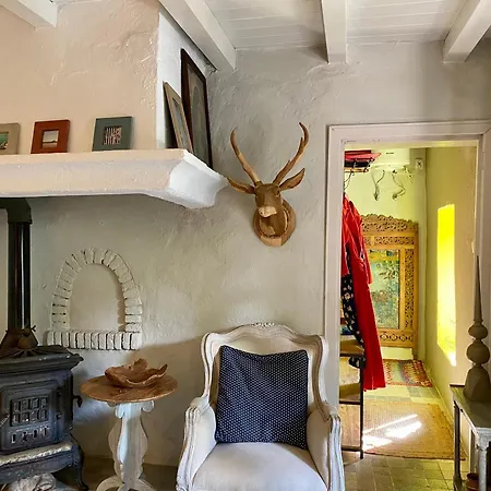 Casa Stardust & Quelfes
