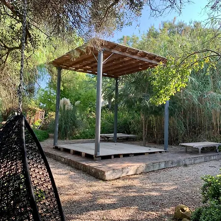 Casa Stardust & Quelfes