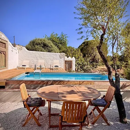 빌라 Casa Stardust & Quelfes