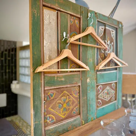 Casa Stardust & Quelfes